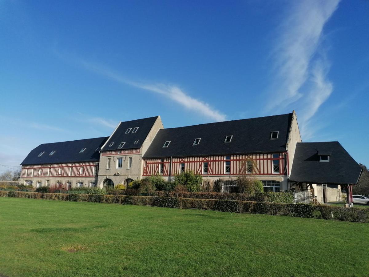 Nid De Pie Grand Duplex Lumineux Cadre Verdoyant Calme A 5 Mn De La Mer Pres Port En Bessin, Bayeux, Omaha Beach, Commes Exteriér fotografie